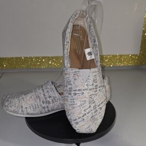 TOMS Alpargata slip-on casual Girl Power Grafitti printed canvas upper Sz 8.5